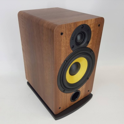 Davis Acoustics EVA American Walnut