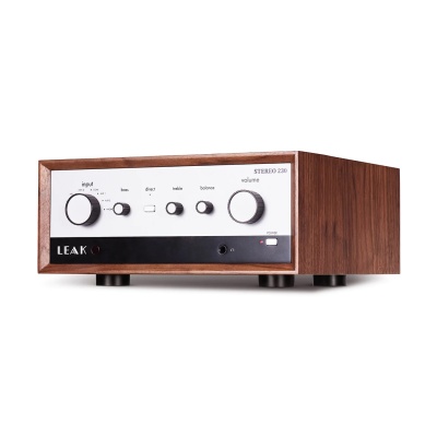 LEAK Stereo 230 Walnut