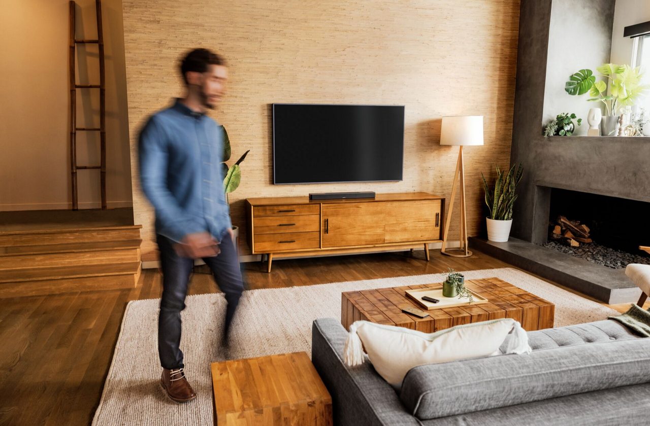 bose-soundbar-600-room-2.jpeg