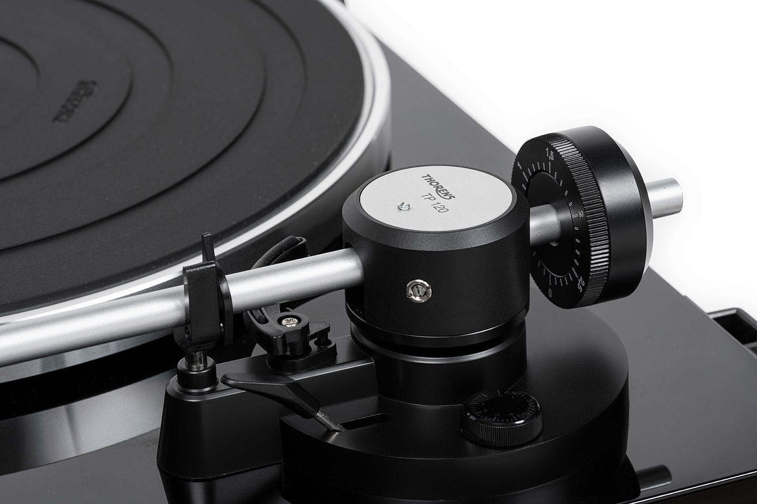 Thorens TD 204