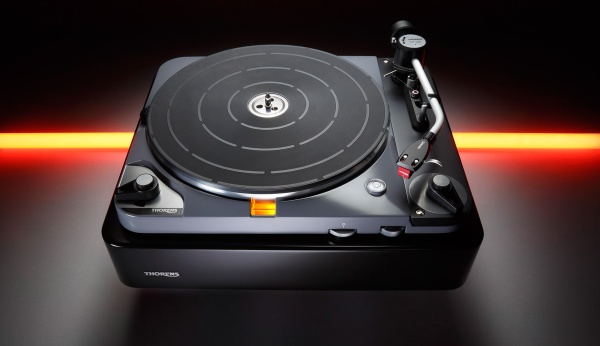 Thorens TD 124 DD – шоурум