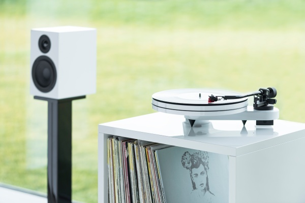 Pro-Ject RPM 1 Carbon DC