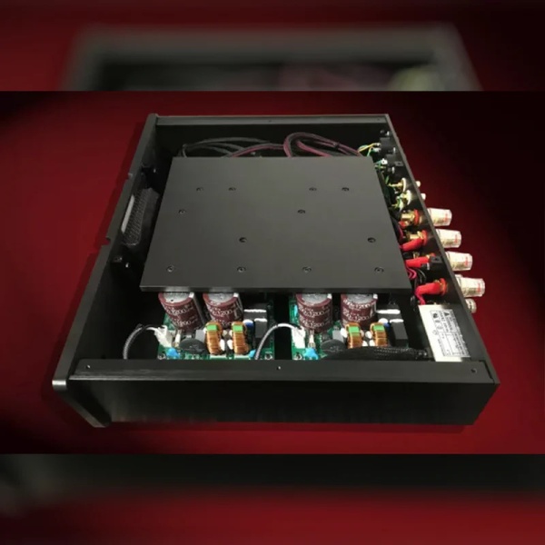 Legacy Audio Powerbloc4