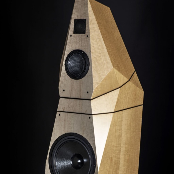 Avalon Acoustics Saga Signature