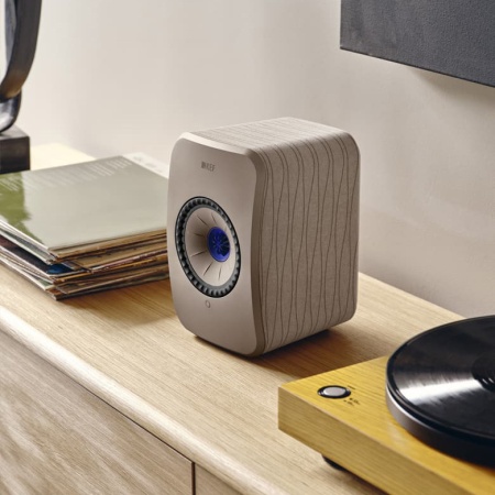 KEF LSX II – витринный образец