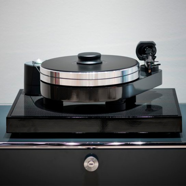 Pro-Ject RPM 10 Carbon