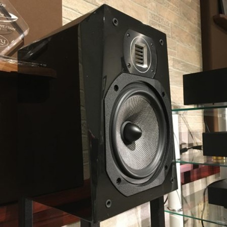 Legacy Audio Studio HD Black