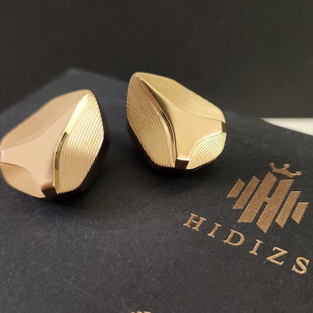 Hidizs MP145 Limited Edition Golden Titanium