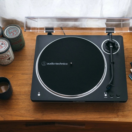 Audio-Technica AT-LP70XBT (AT-VM95C) Black/Silver