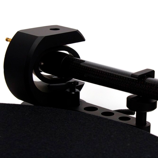 Pro-Ject RPM 5 Carbon Piano Black