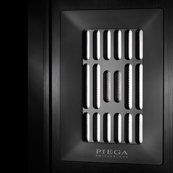 Piega Coax 411 Black anodised aluminium